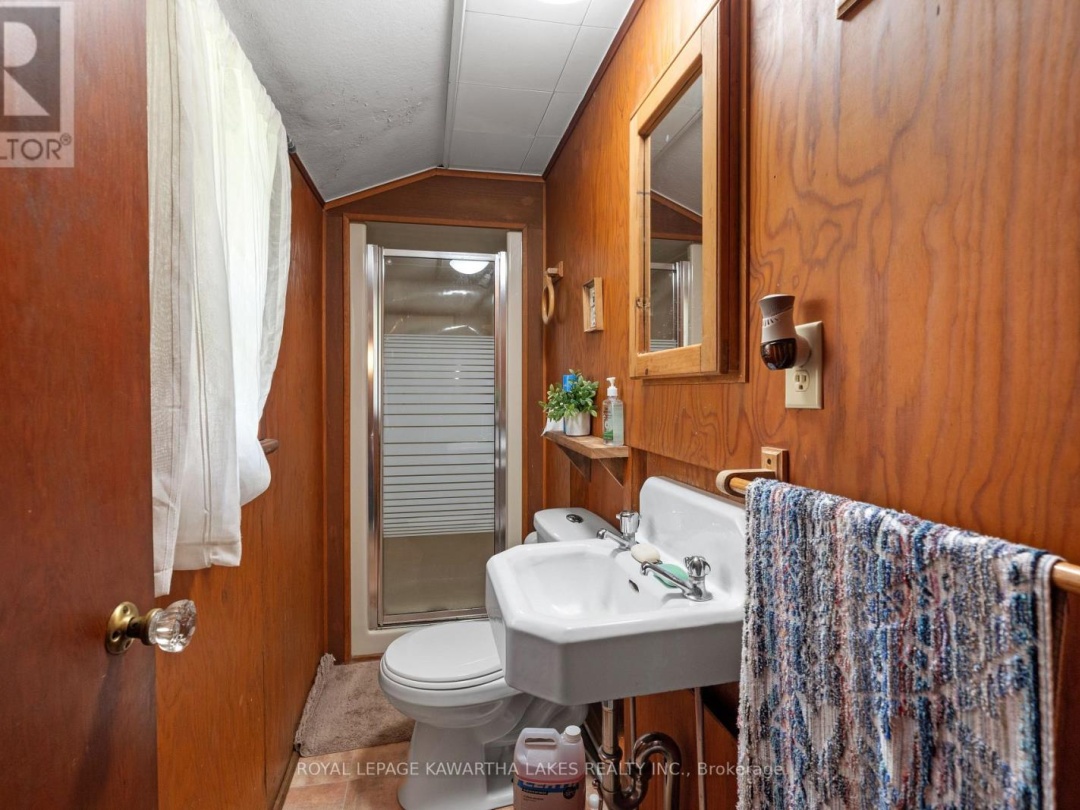 45 OAK STREET, Cameron Lake