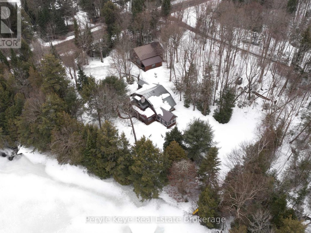 2391 LIMBERLOST ROAD, Dotty Lake