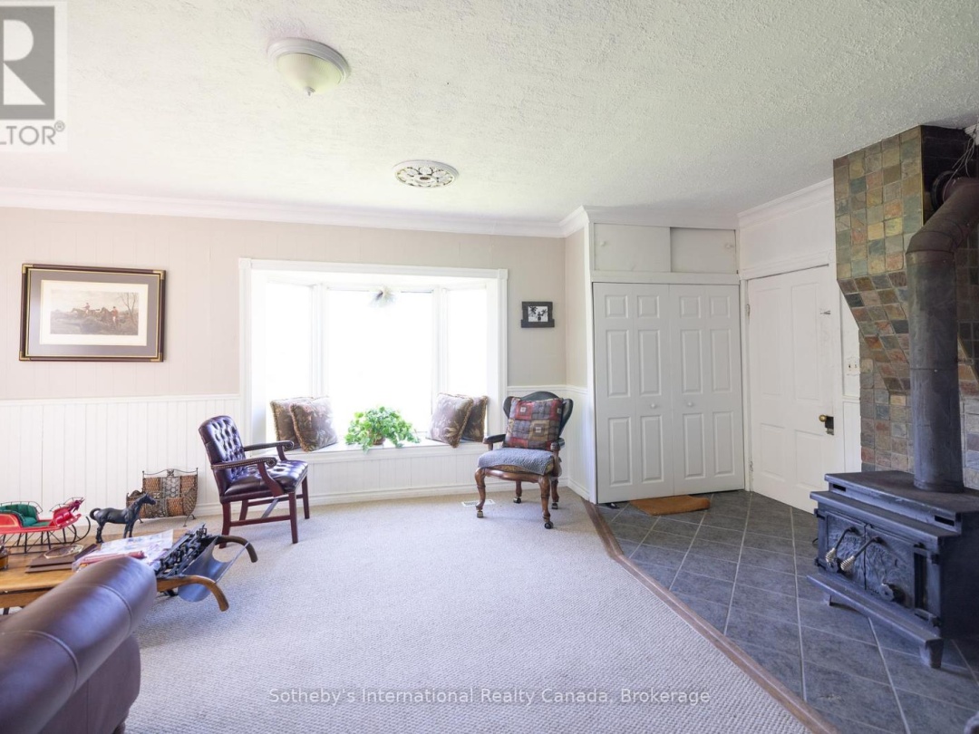 1614 HORSESHOE VALLEY ROAD E, Oro-Medonte (Horseshoe Valley)