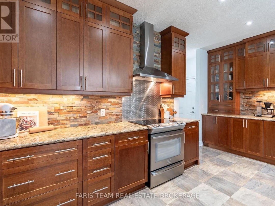 3063 STONE RIDGE BOULEVARD, Orillia