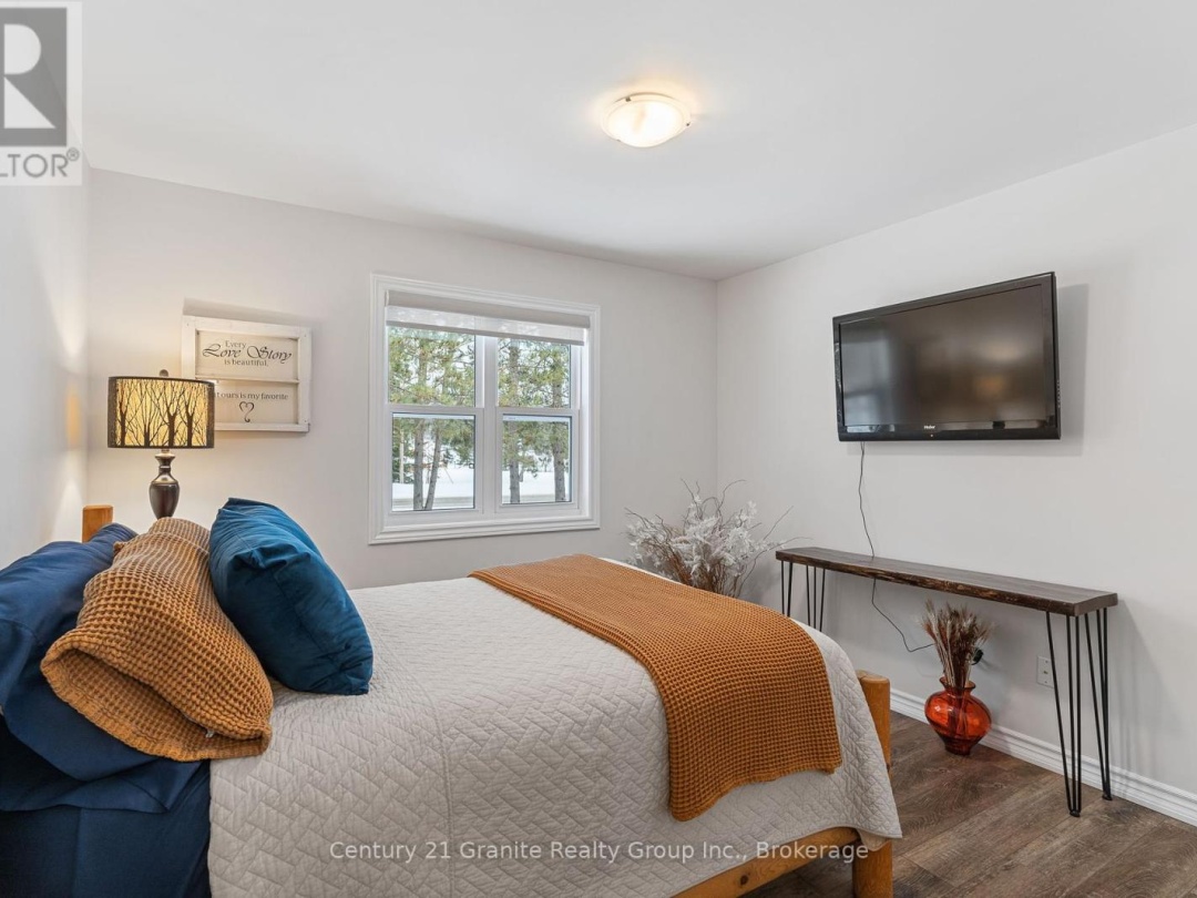 460 BOBCAYGEON ROAD, 