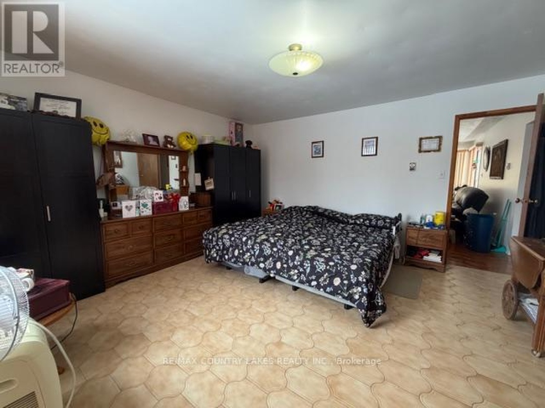 4 MACPHERSON CRESCENT, Kawartha Lakes (Carden)