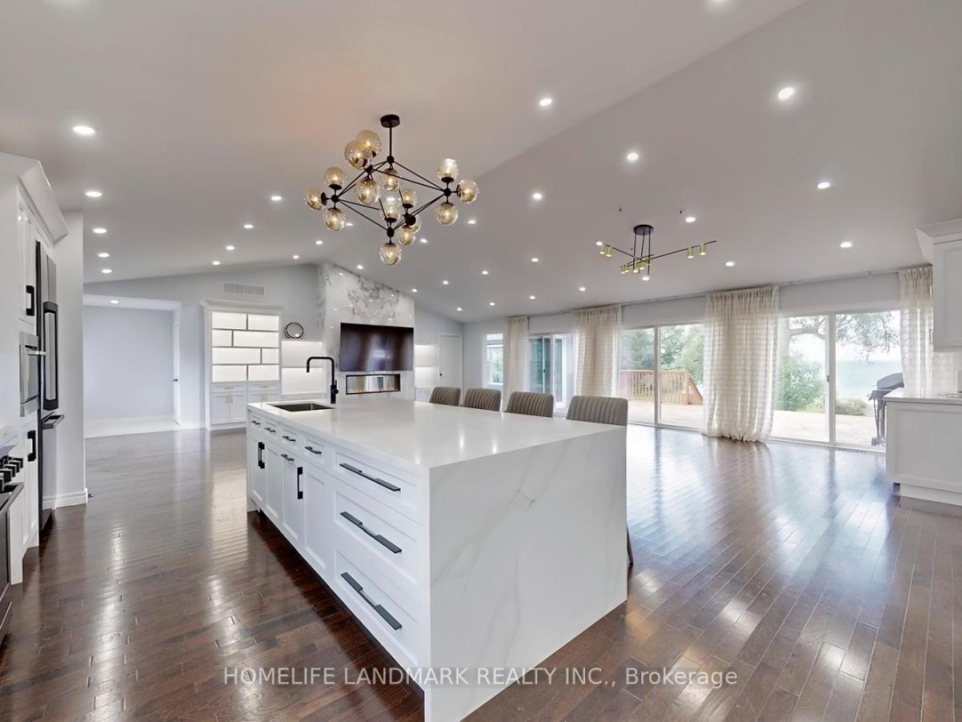 1662 LAKESHORE DRIVE, 