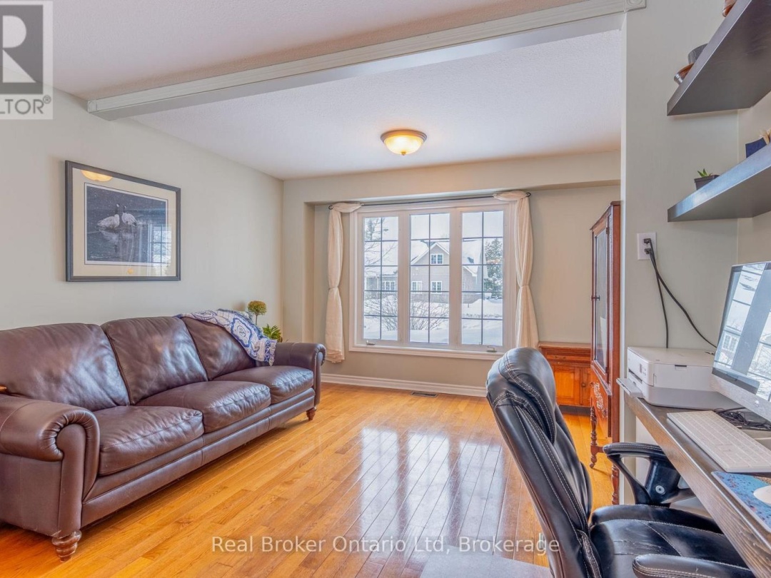 9 BOYD CRESCENT, Oro-Medonte (Moonstone)