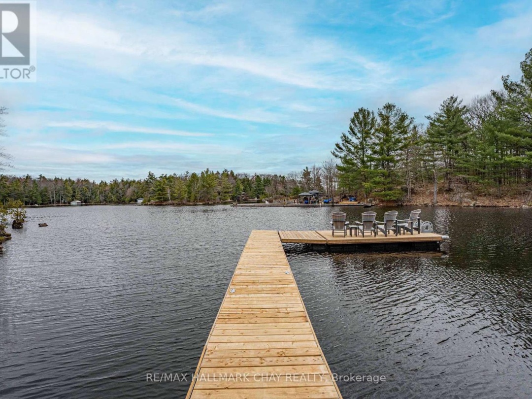 3285 ROCKCLIFFE COURT, Gloucester Pool