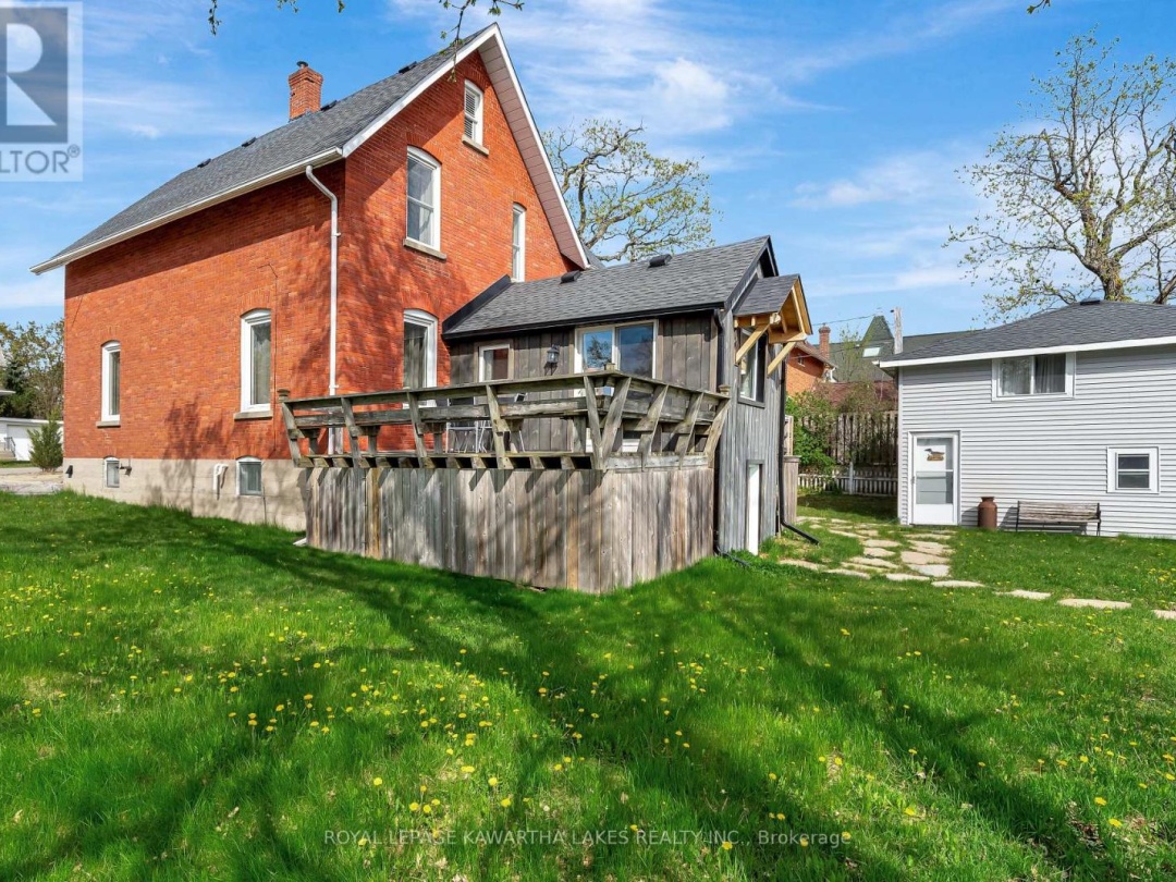 45 OAK STREET, Cameron Lake