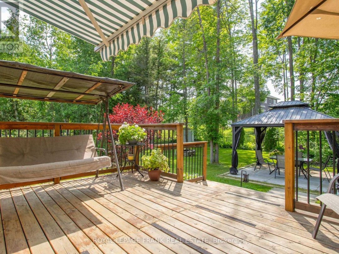 124 RILEY LANE, 
