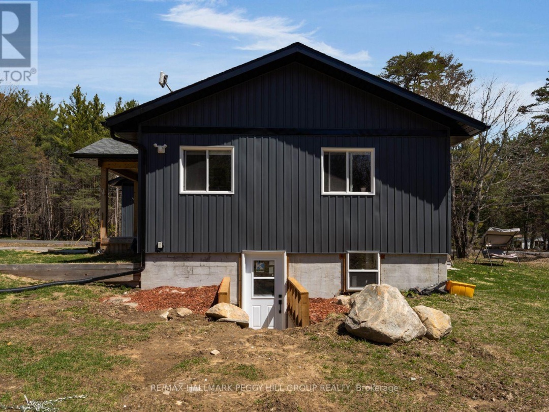 400 RAYMOND ROAD, Muskoka Lakes (Watt)