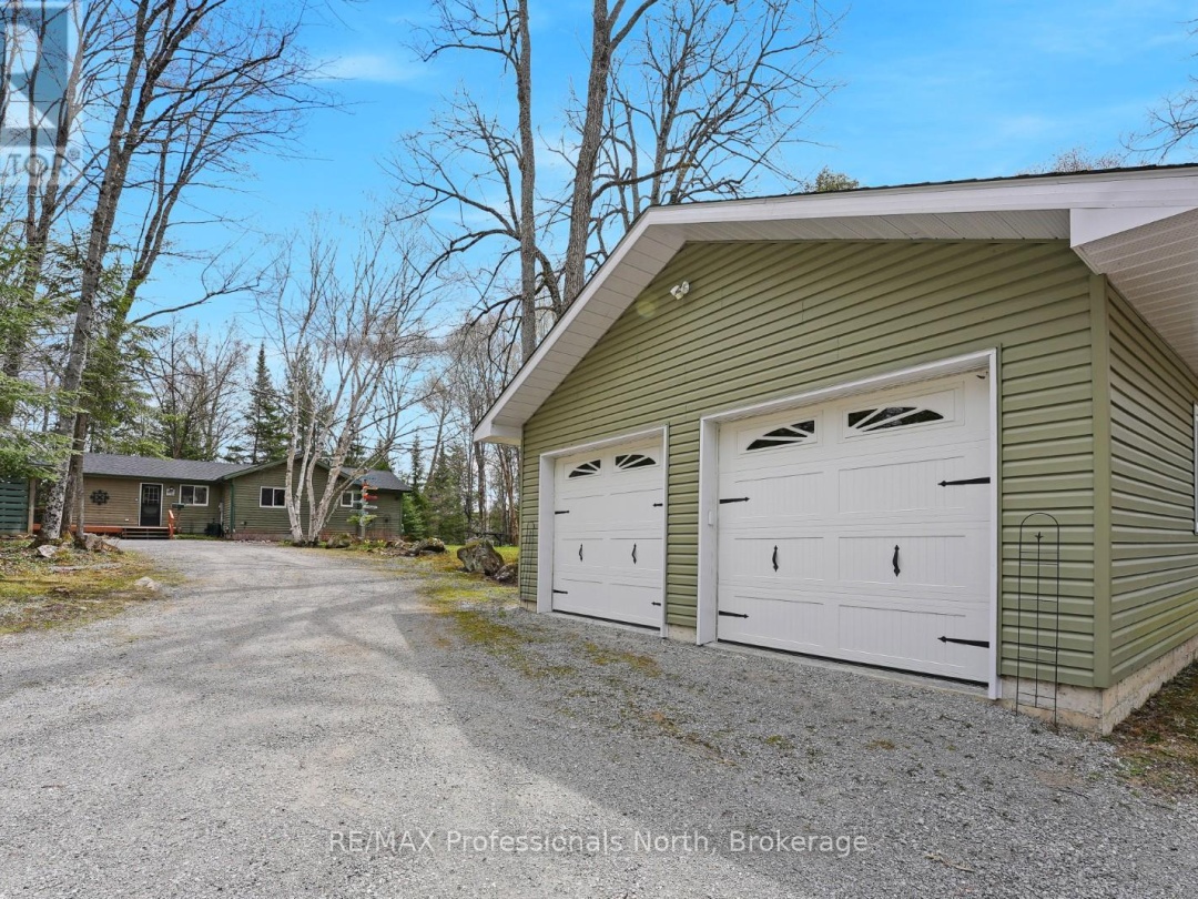 1157 BETWEEN LAKES TRAIL, Soyers Lake