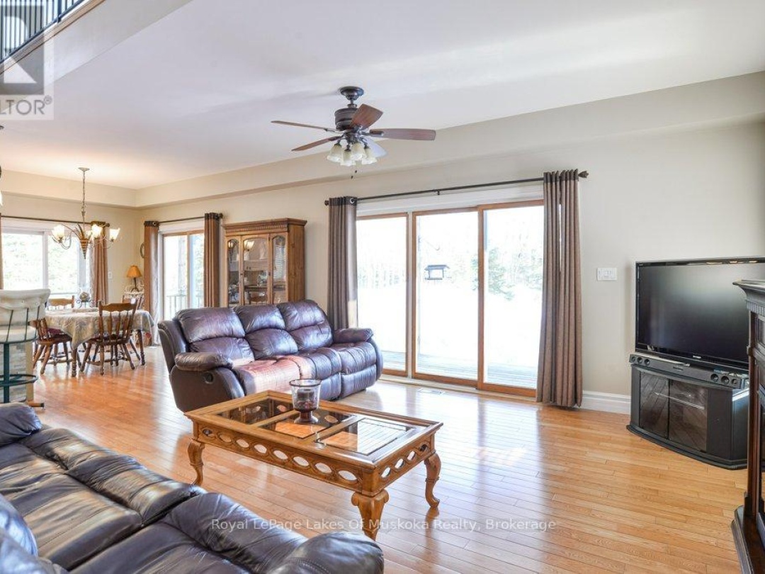 2411 HWY. 118 E. HIGHWAY, Bracebridge (Draper)