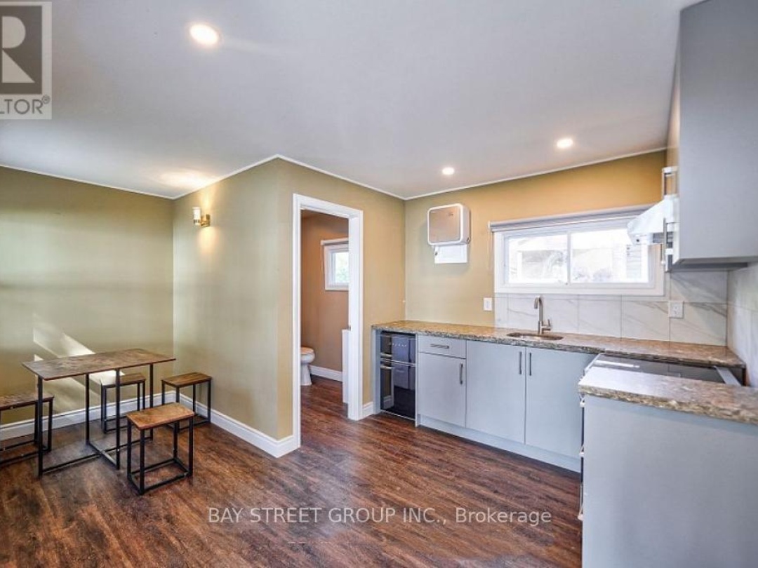 1000 GOFFATT ISLAND, 