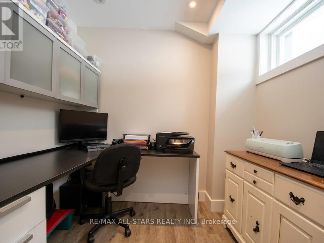 829 PEACE ROAD, Kawartha Lakes (Emily)