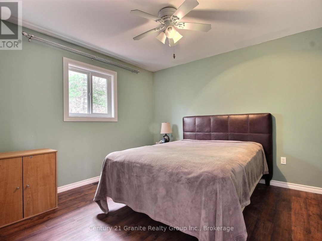 1037 ANDEK TRAIL, Salerno Lake