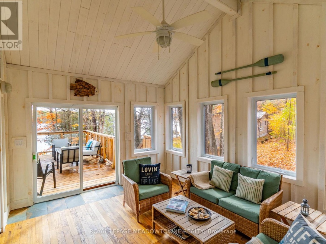 1658 HOSPITALITY ROAD, South Lake