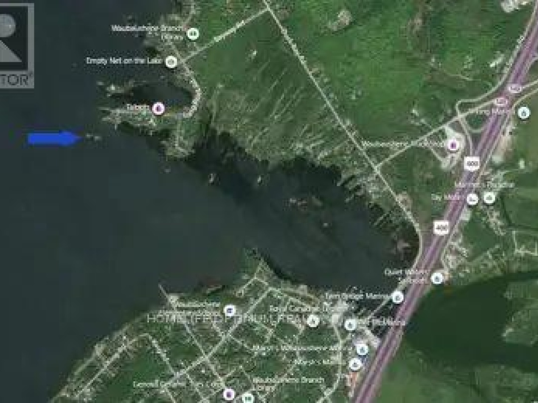 70 GEORGIAN BAY ISLAND, Georgian Bay (Baxter)