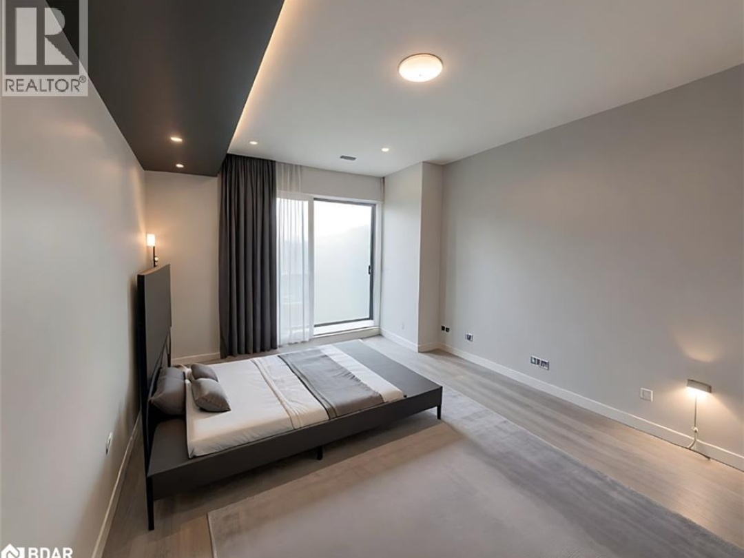 720 YONGE Street Unit# 205, 