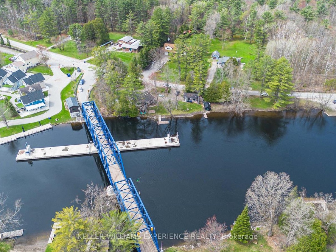 1936 PENINSULA POINT ROAD, 
