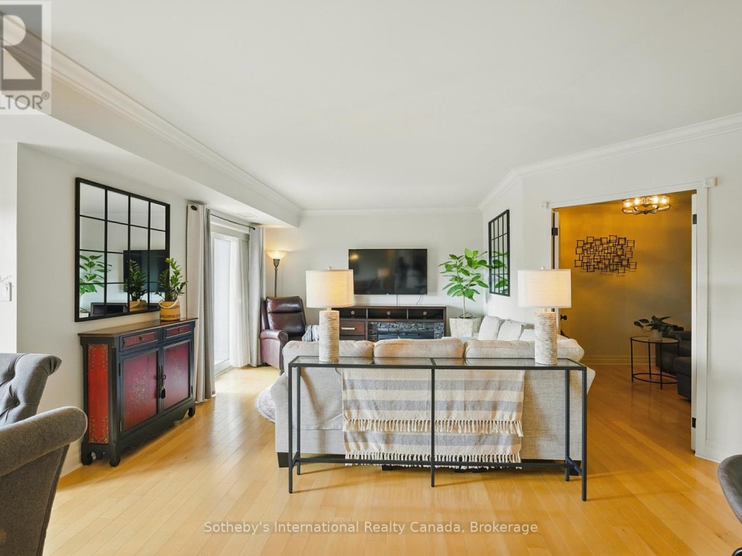 303 - 26 DAIRY LANE, 