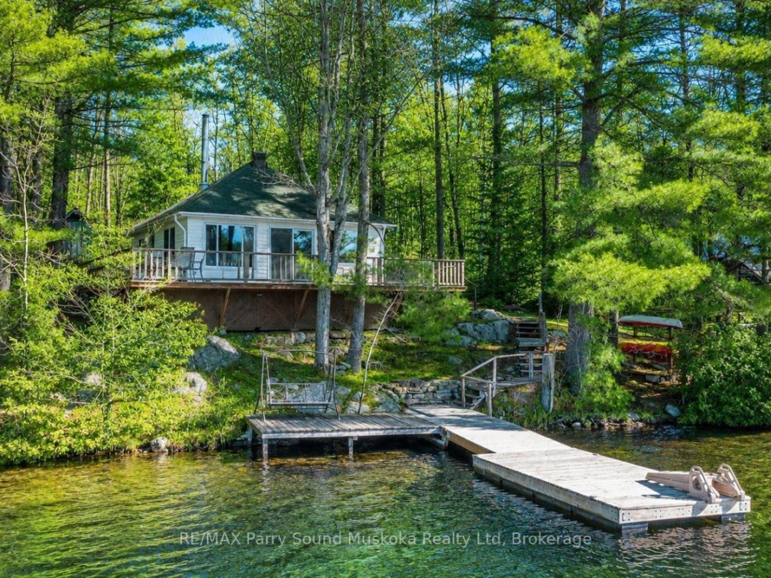 4 POST LANE, Otter Lake