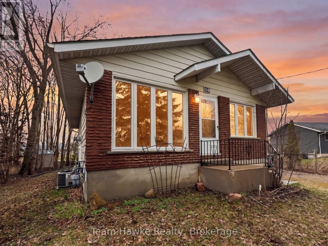 10 SUNSET CRESCENT, Severn (Coldwater)
