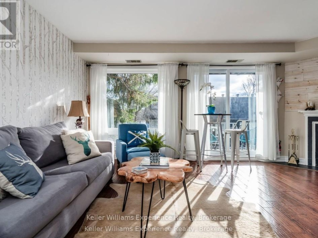 27 TURNER DRIVE, 