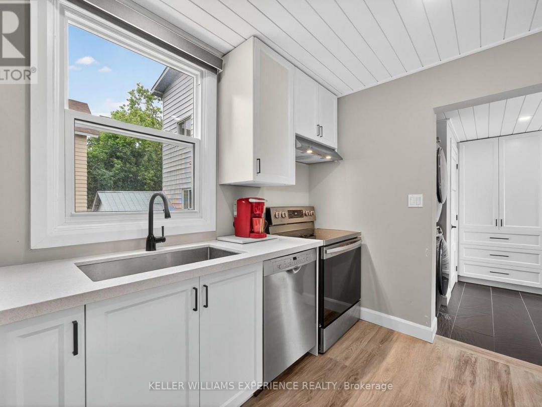 120 DUNLOP STREET, Orillia