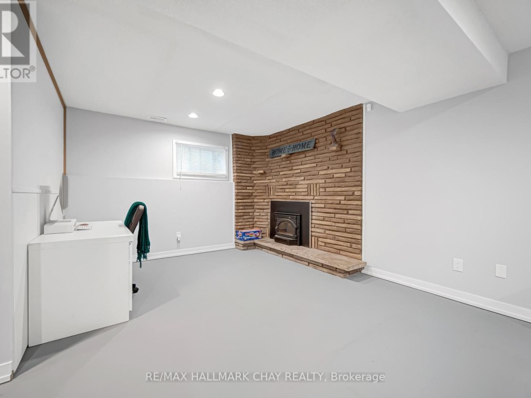 20 HOWARD AVENUE, Brock (Beaverton)