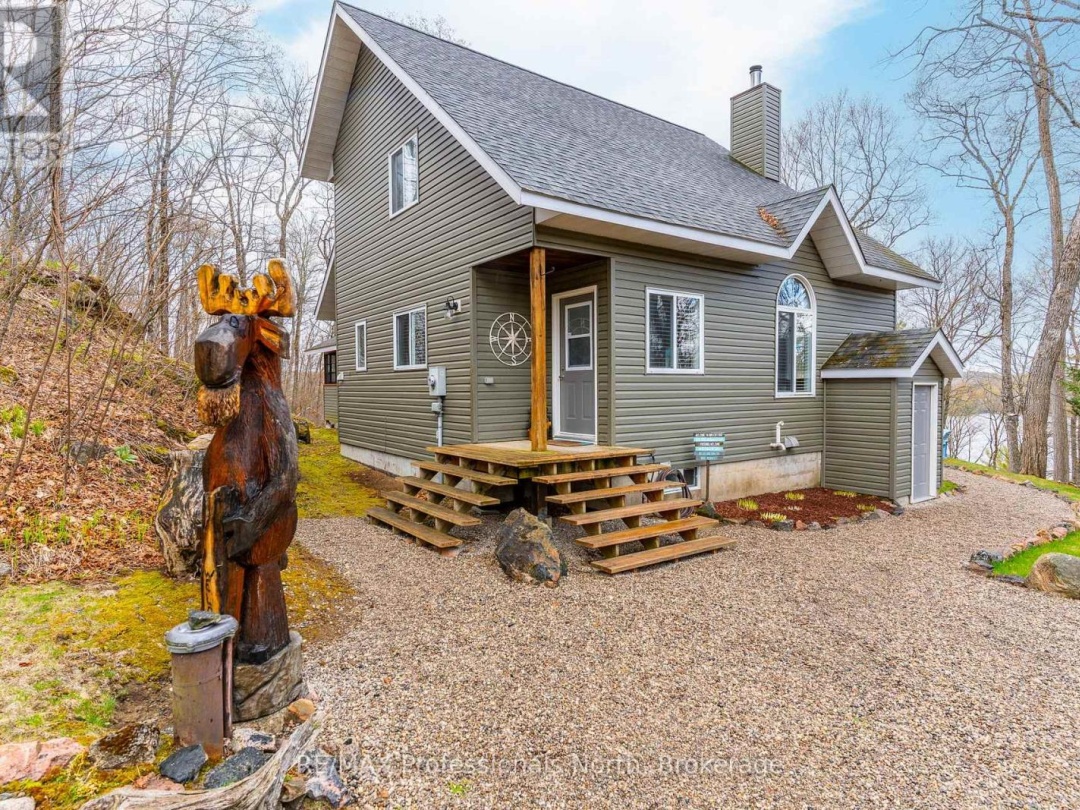 3179 TRAPPERS TRAIL, Miskwabi Lake