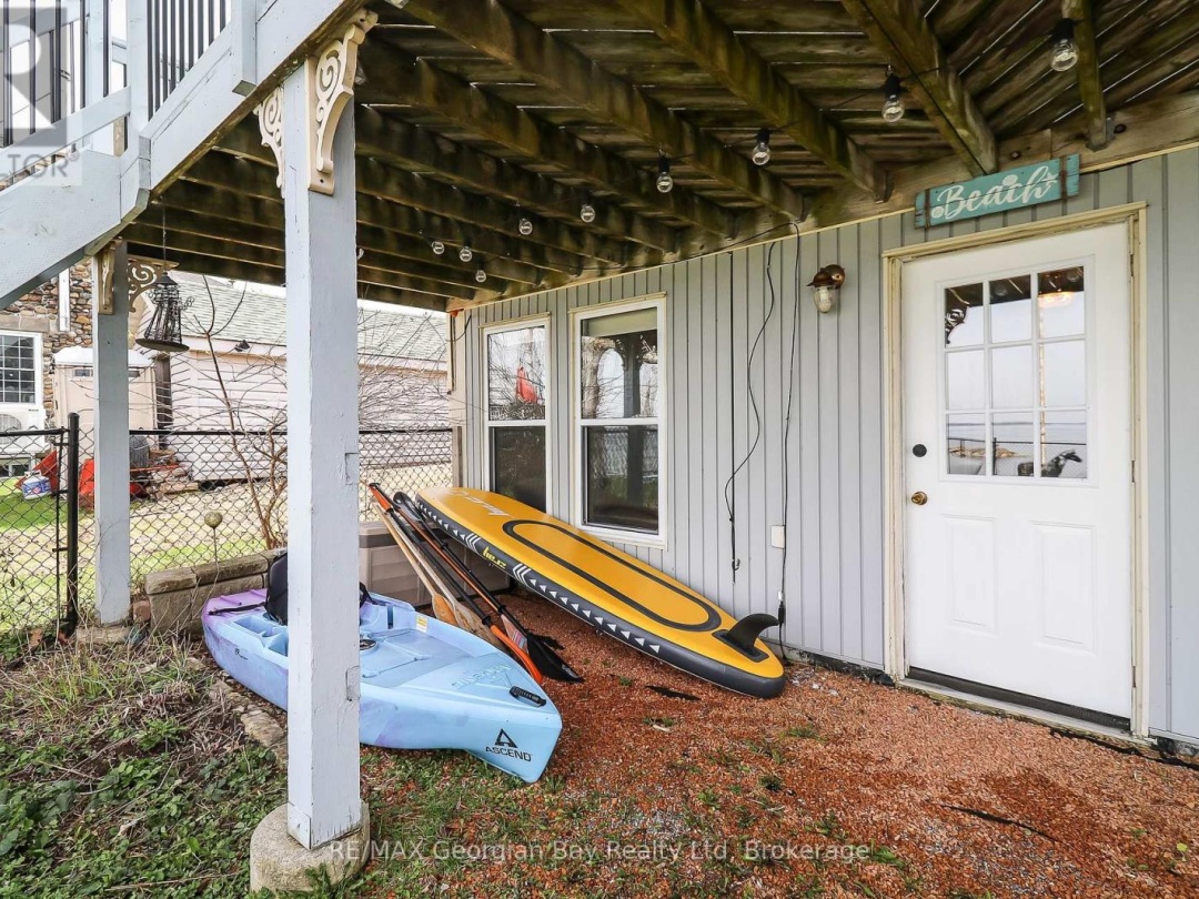12 ROBINS POINT ROAD, Georgian Bay