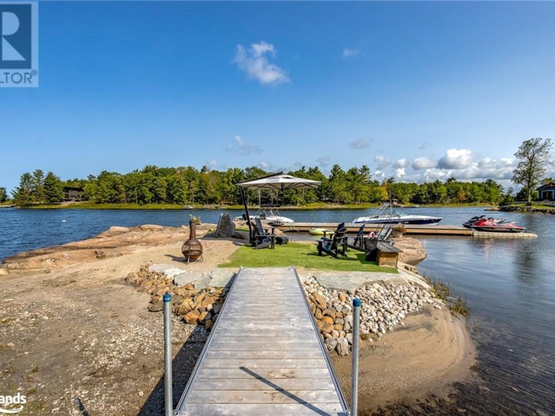 100 630 Georgian Bay Island, Georgian Bay