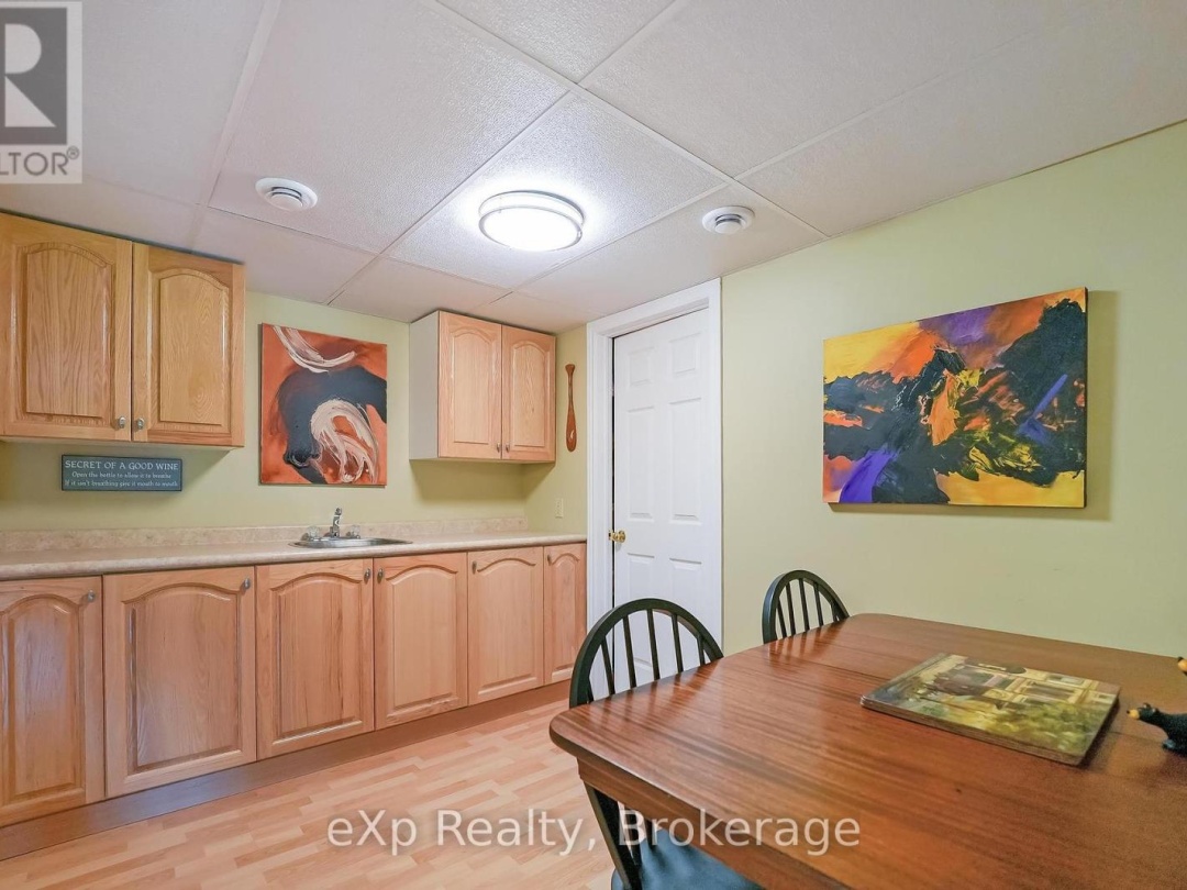 2978 KASHAGAWIGAMOG LAKE ROAD, 