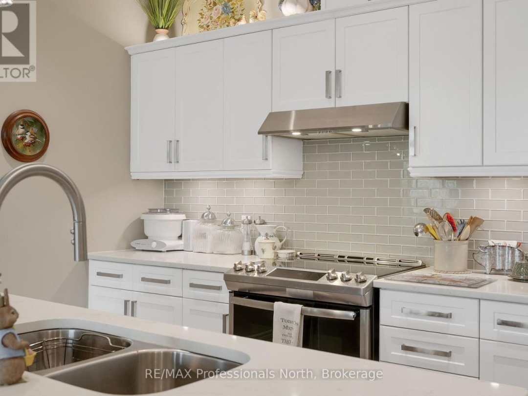 8 SERENITY PLACE CRESCENT, Huntsville (Chaffey)