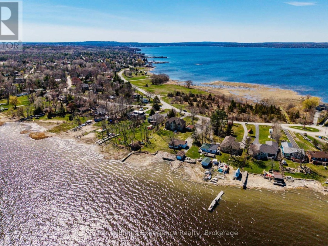 81 SILVER BIRCH CRESCENT, Georgian Bay