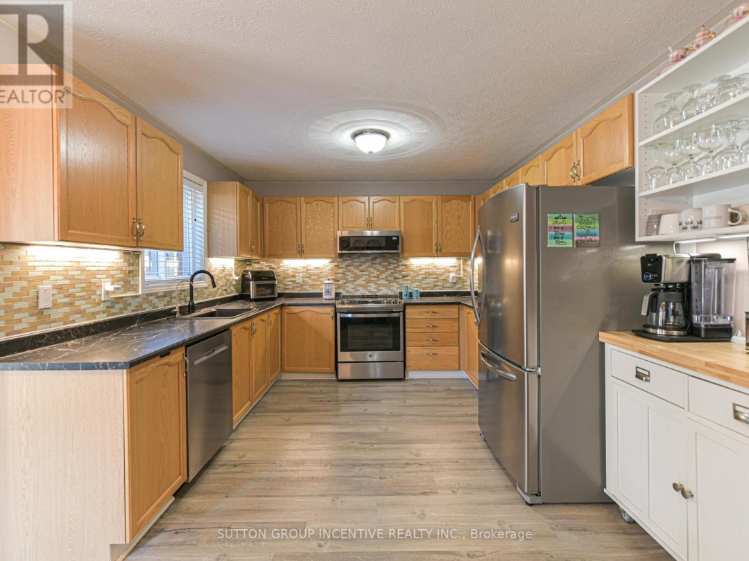 78 VANESSA DRIVE, 