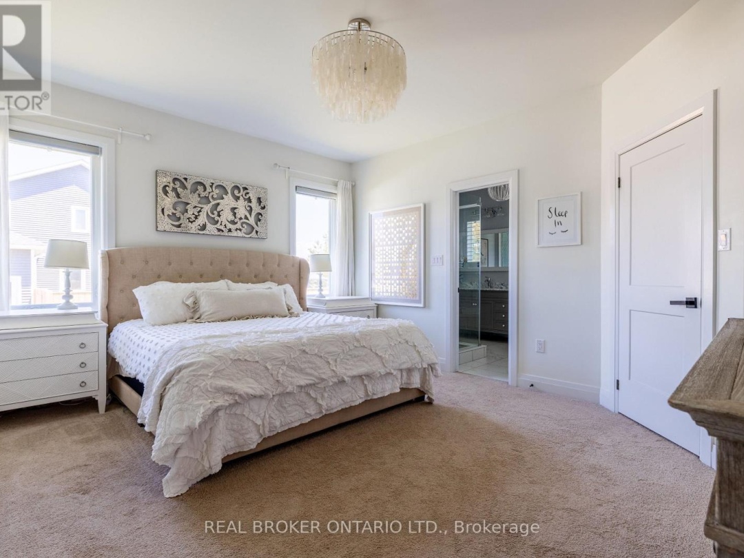 19 CHESLOCK CRESCENT, Oro-Medonte (Warminster)
