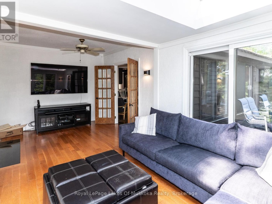 51 PINETREE ROAD, 