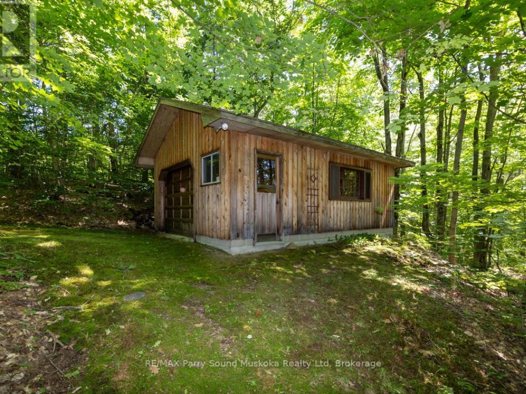 20 PRIOR LANE, Otter Lake