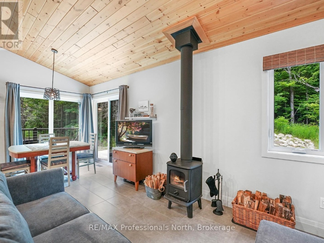 1462 MINNICOCK LAKE ROAD, 