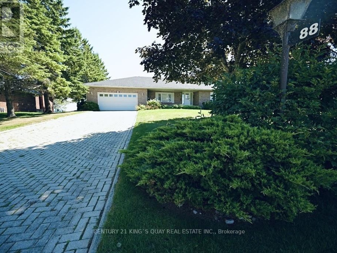 88 BAYSHORE DRIVE, Lake Simcoe