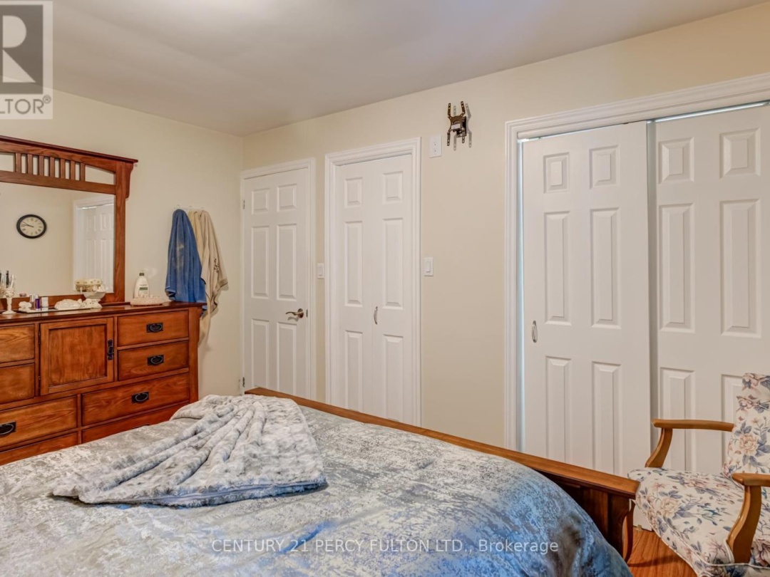15166 HIGHWAY 118, Haas Lake