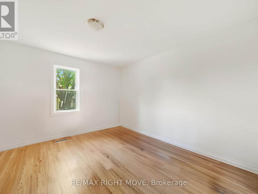 2639 EGO SIDE ROAD, 