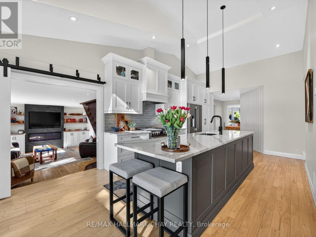 668 BROADVIEW AVENUE, 