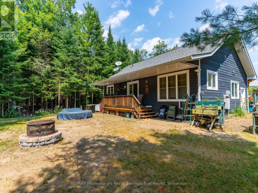 1092 HOLMES ROAD, 