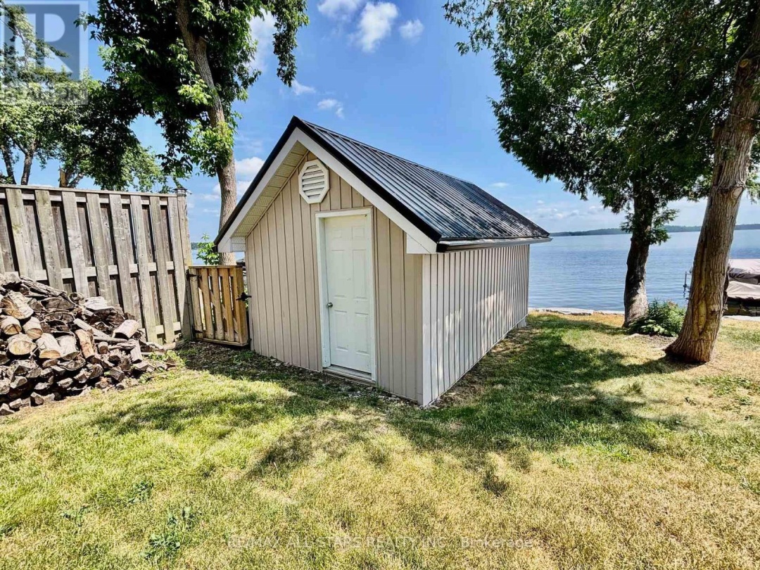 25 BAYVIEW ROAD, 