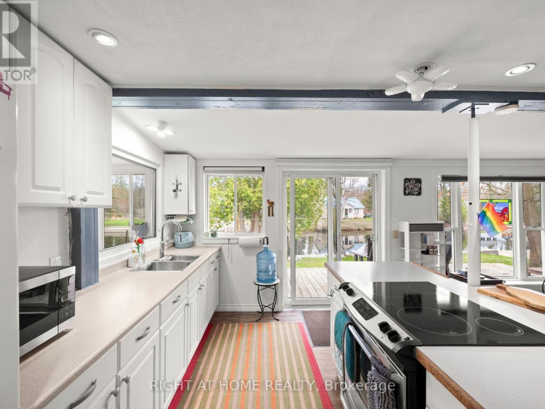 369 SOUTHAM DRIVE, Burnt River