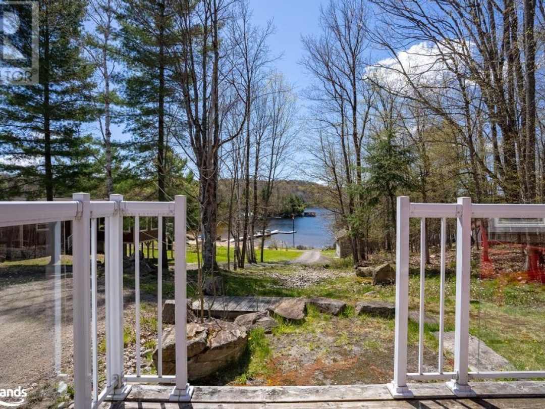 1052 Rat Bay Road Unit# 116 4, Lake Of Bays