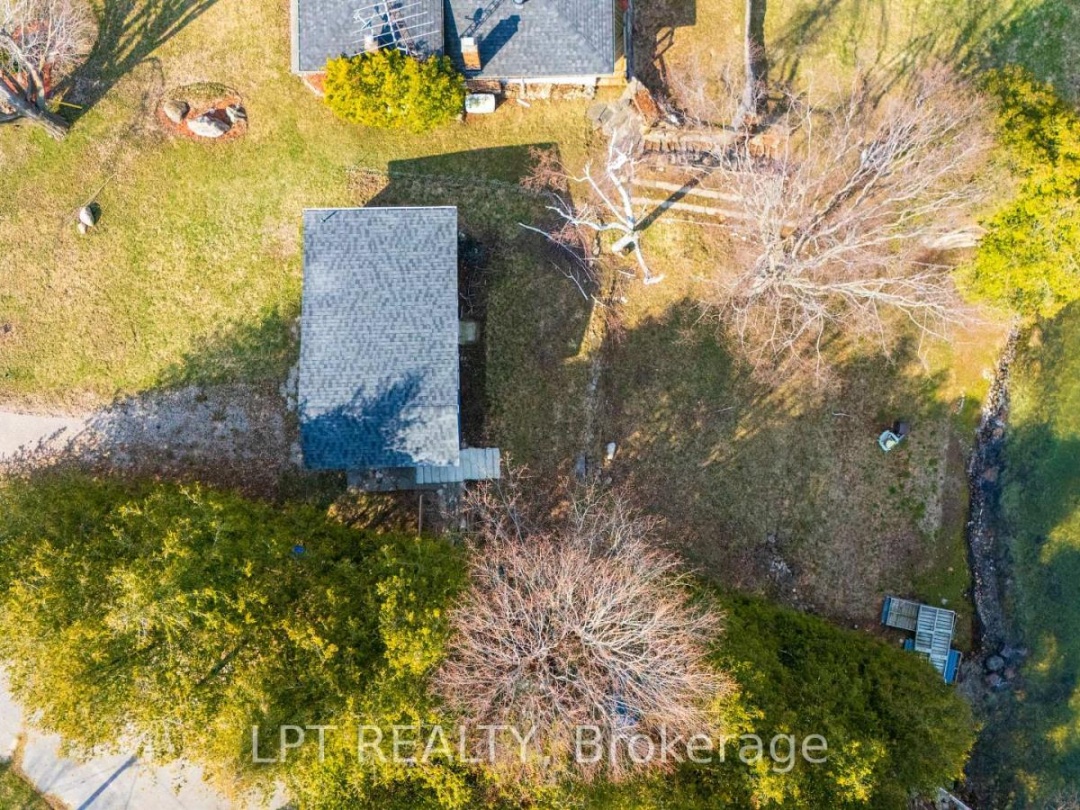 47 MOON POINT DRIVE, Lake Simcoe