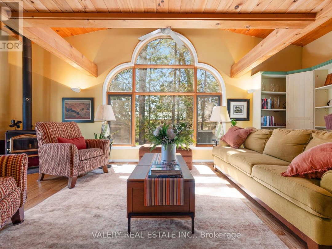 355 SOUTHAM DR DRIVE, Burnt River