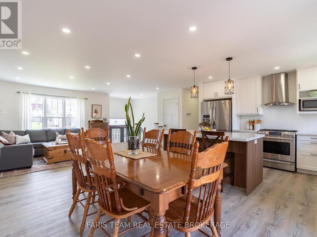 753 FIFTH AVENUE, Tay (Port McNicoll)
