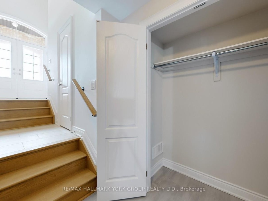 2966 MONARCH DRIVE, Orillia